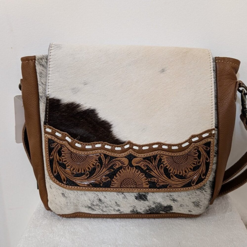 Myra Bag Magnifique Hand-Concealed Bag